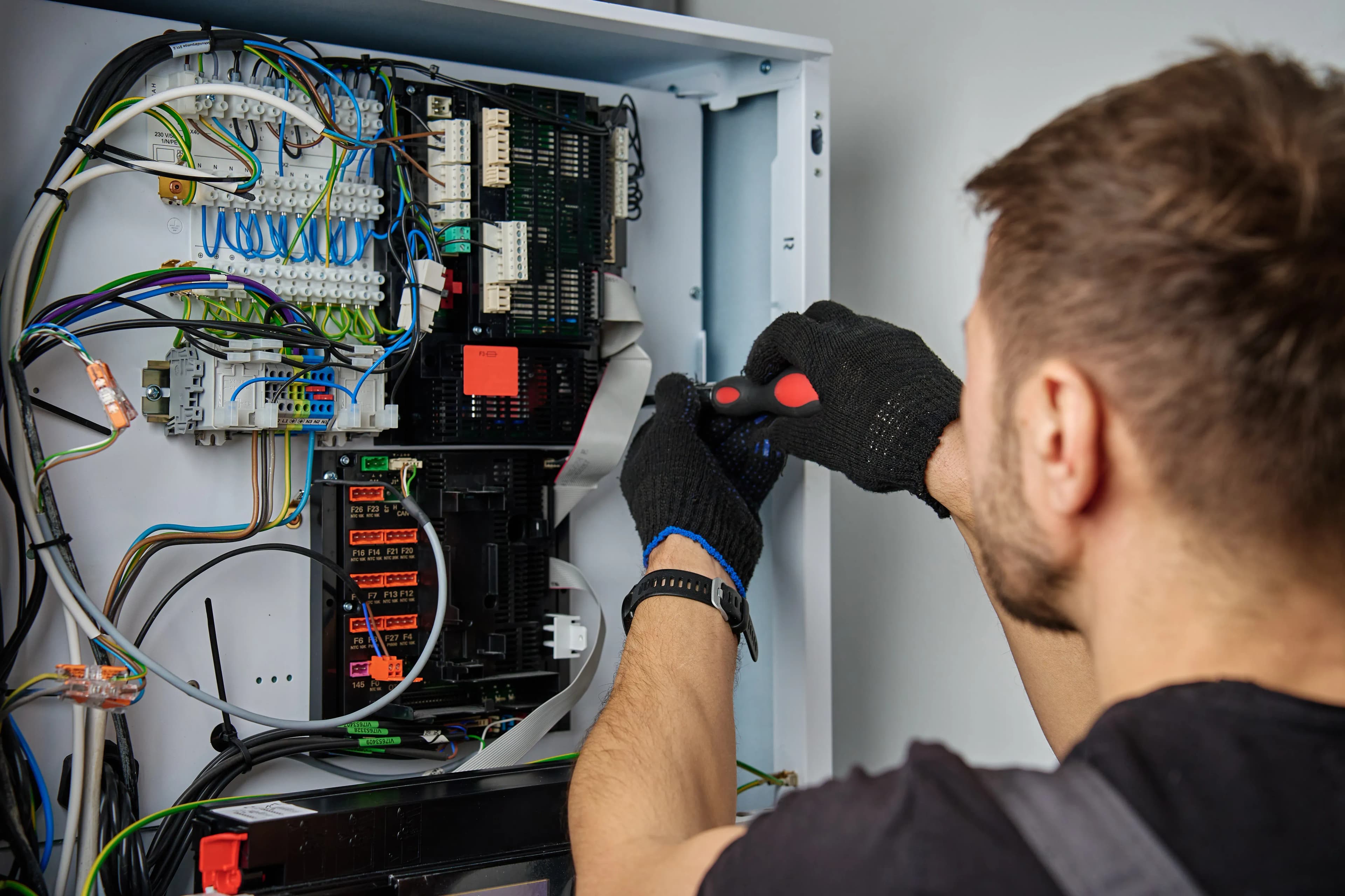 Zuverlässige Elektroinstallation in Wolkersdorf